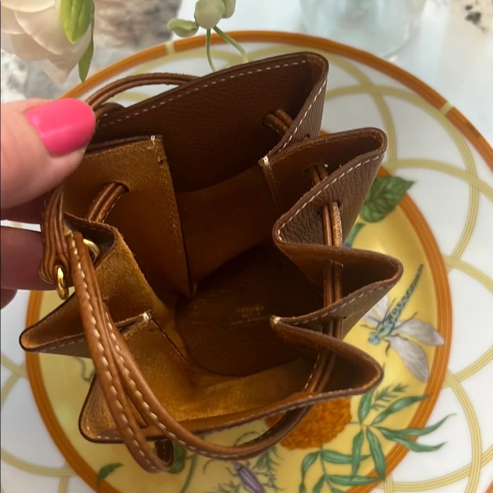 Hermes Brown Mini Bag with High-Quality Leather and Clean Stitching - Picture 12 of 12